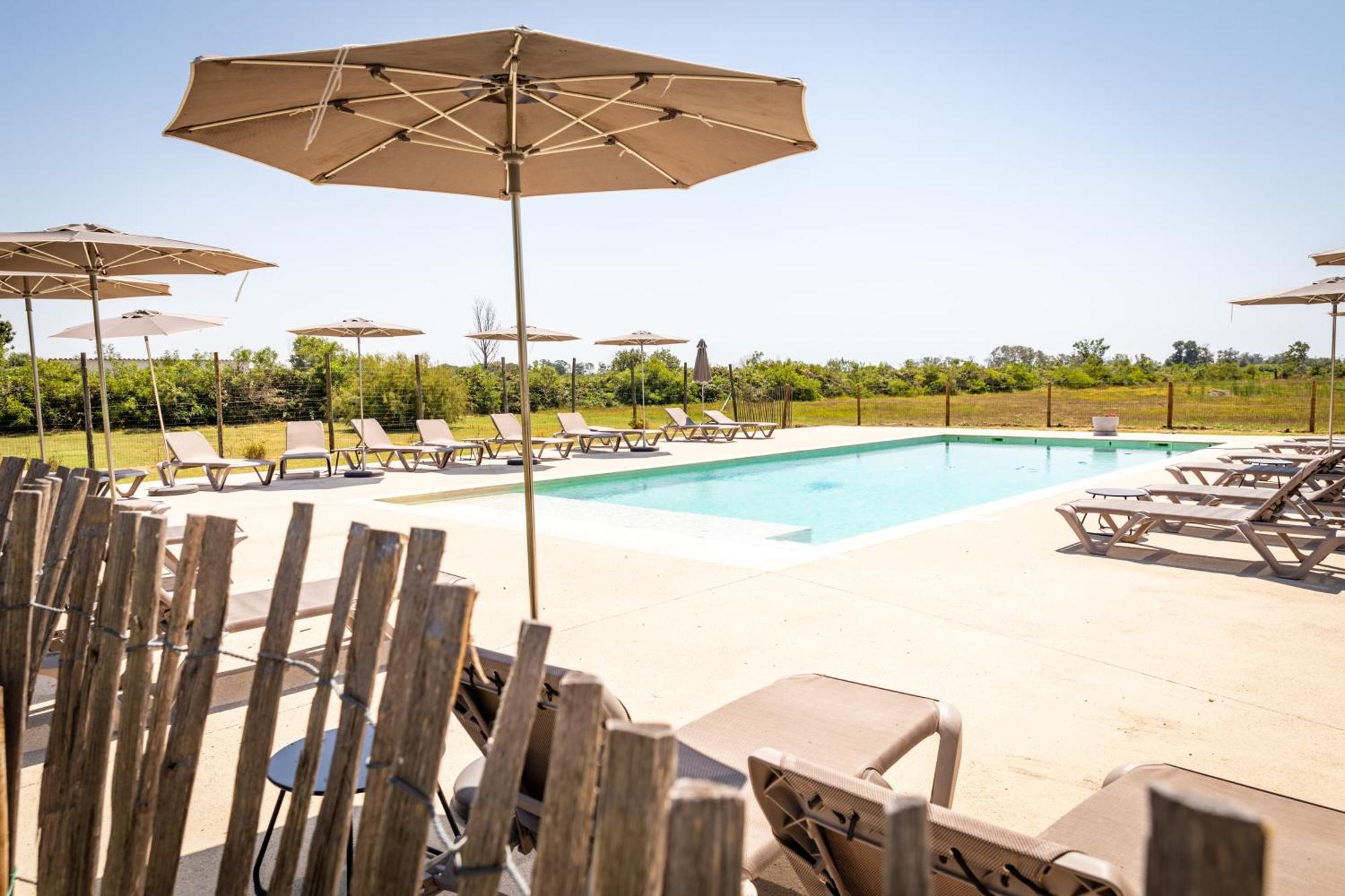 Lou Mas Dou Juge Hotel Saintes-Maries-de-la-Mer Exterior photo